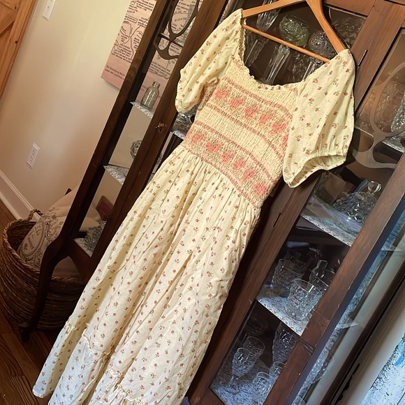 April Cornell: “Melanie Garden Dress” - Picture 4 of 12